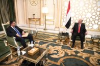 رئيس الجمهورية يلتقي محافظ شبوة img